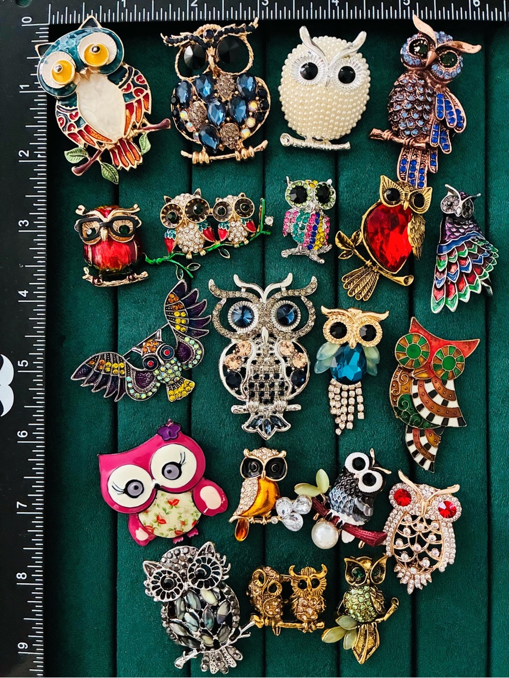 Lot of 20 Owl Brooches Pins Rhinestone Enamel Crystal Costume Jewelry